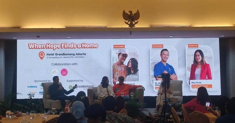 Talkshow Morula IVF bersama Denny Sumargo didampingi istrinya Olivia Allan serta Dr. dr. Arie Adrianus Polim, MSc, D.MAS, Sp.OG Subsp. FER, Minggu (07/07/2024), Grandkemang Hotel, Jakarta Selatan. - Popmama.com/Erenzwei Ernawan